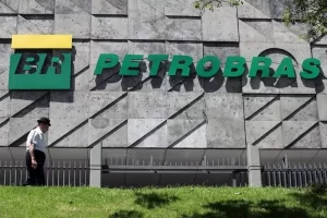 STJ Decide Contra Petrobras em Caso Tributário de R$987 Milhões